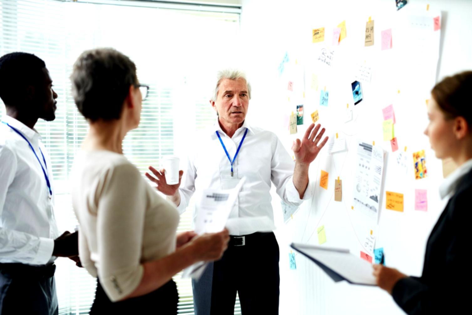 korevanira Team bei einer strategischen Planungssitzung